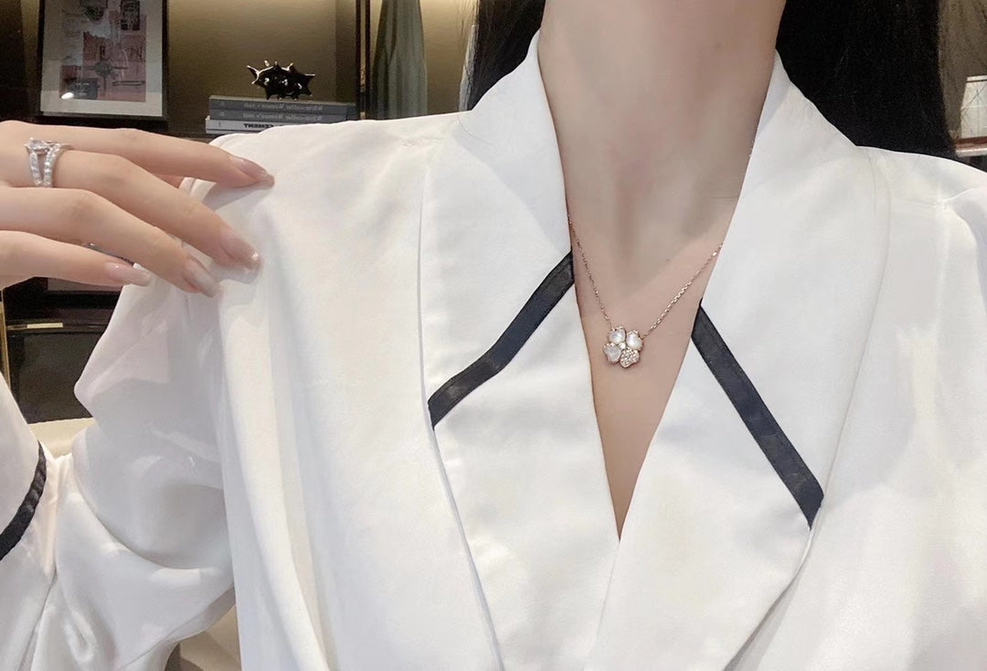 Roostick Cosmos Clip Pendant Necklace