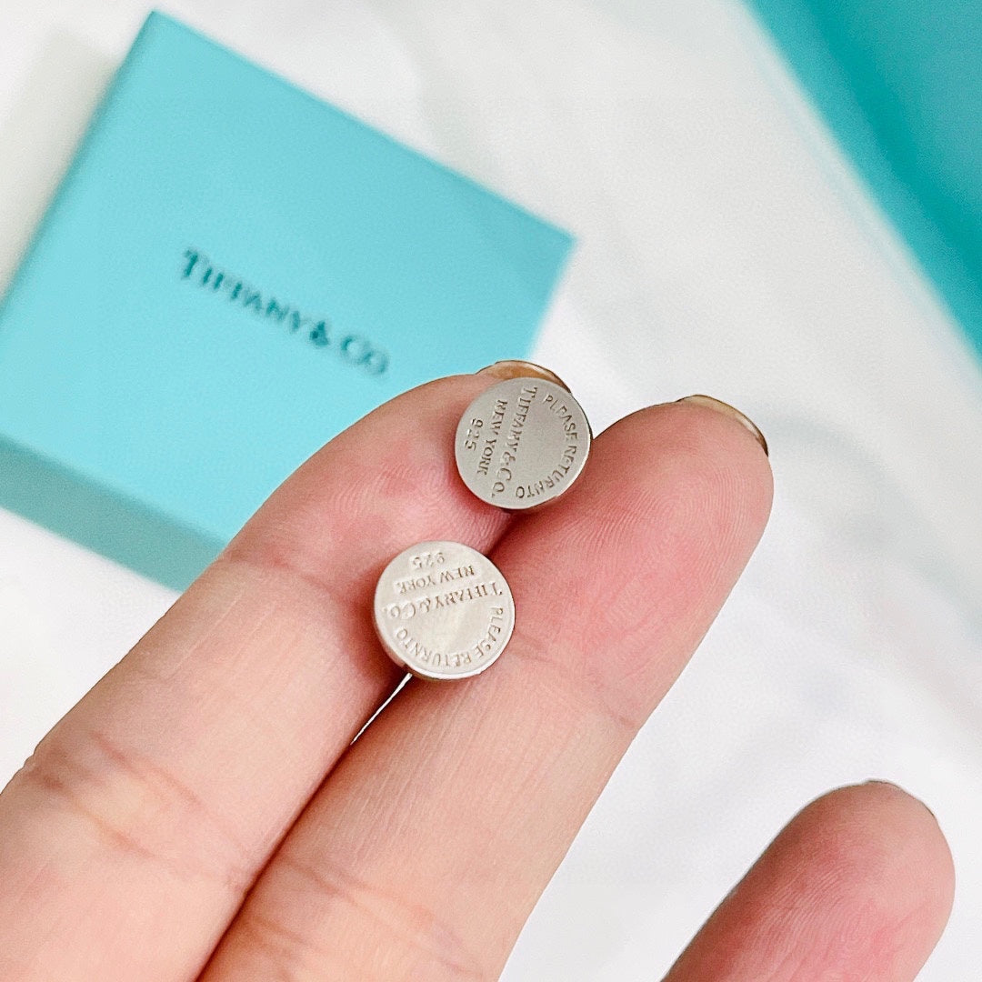 Roostick 18K Return to T Circle Stud Earrings