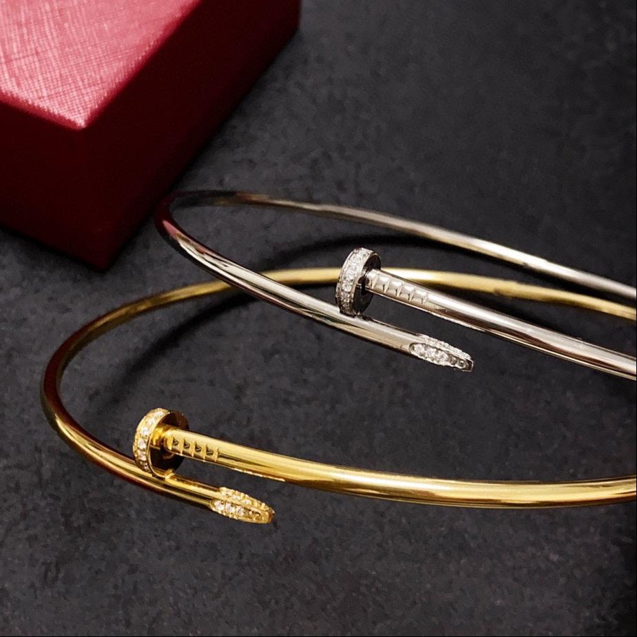 Roostick Juste Un Clou Torque Diamond Necklace