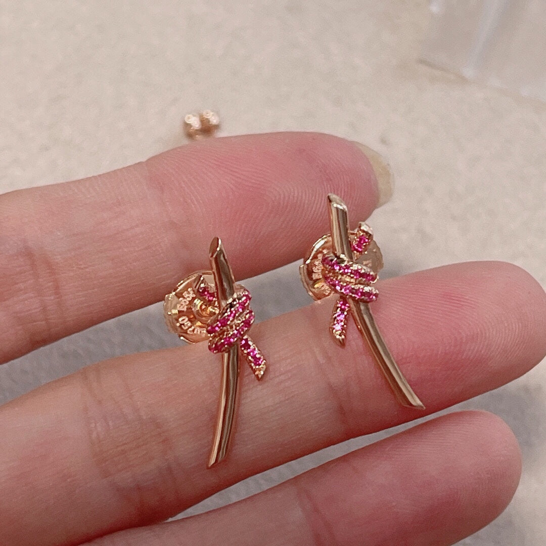 Roostick Knot Pink Diamonds Earrings