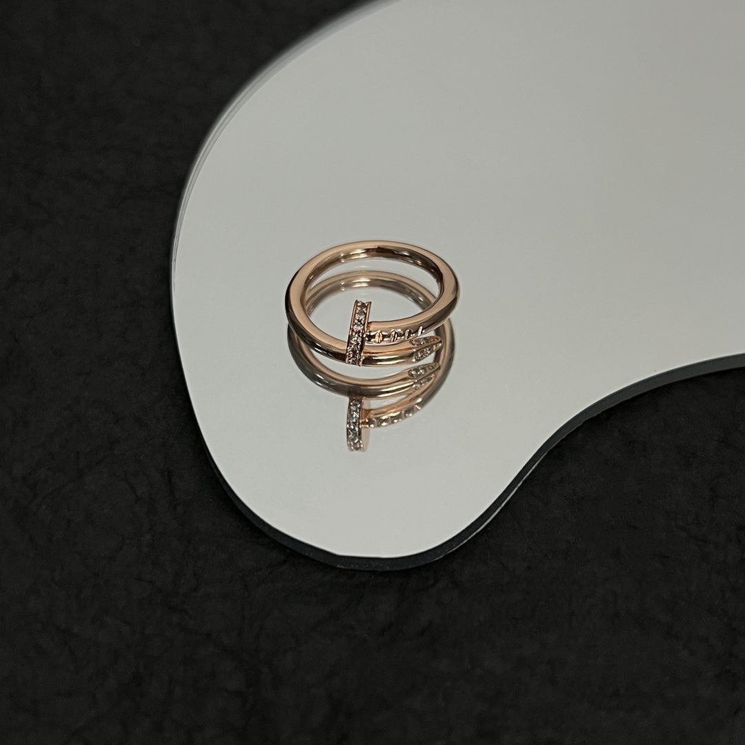 Roostick Juste Un Clou Pave Diamonds Ring