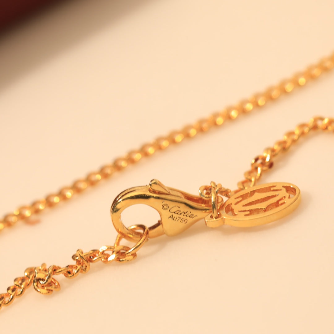 Roostick Trinity Cushion Necklace