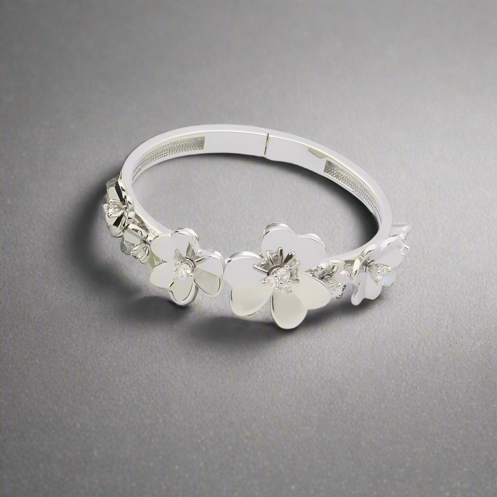 Roostick Frivole Seven Flowers Bracelet