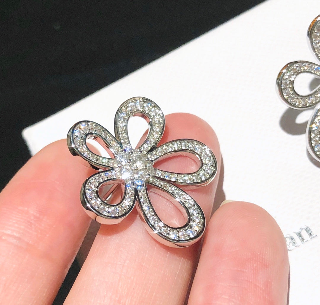 Roostick Flowerlace Diamonds Earrings