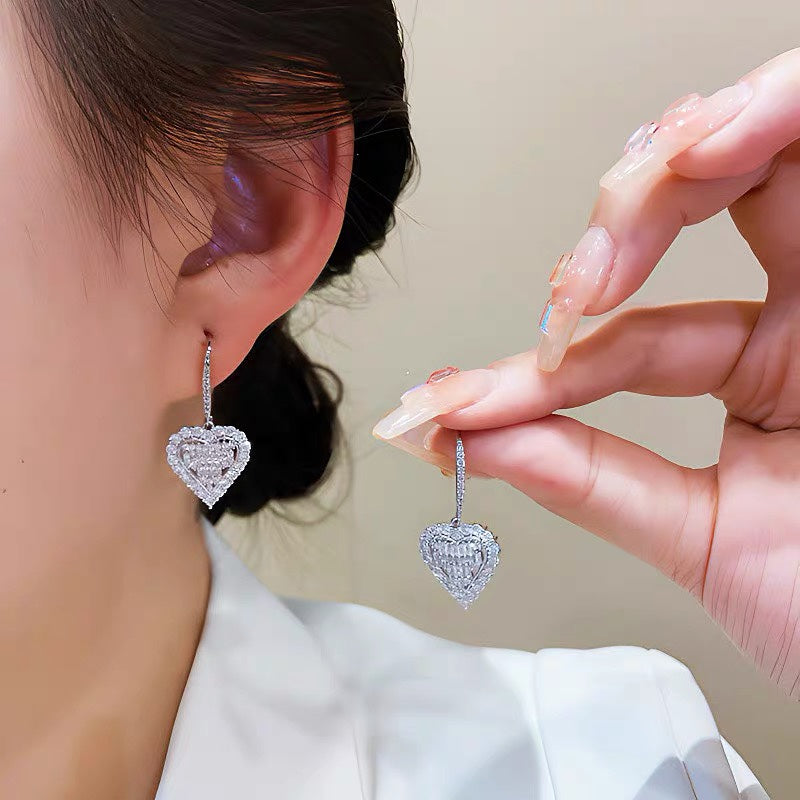Roostick Diamond Heart Crystal Earrings