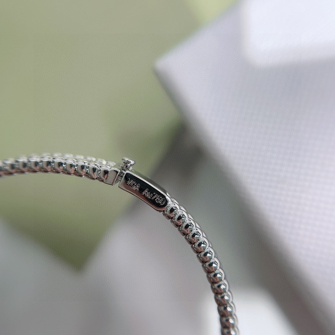 Roostick Perlée Diamonds One Row Bracelet