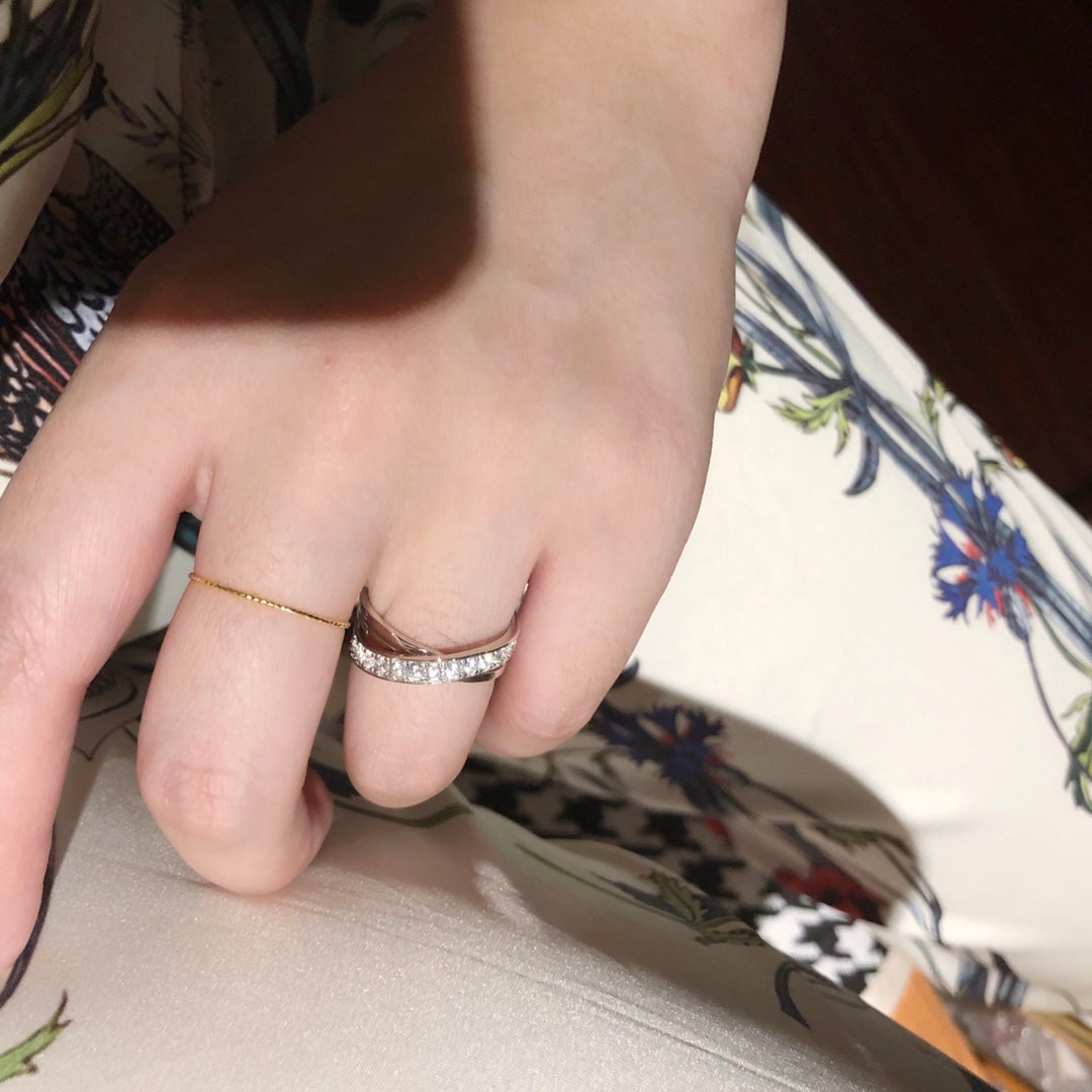 Roostick Etincelle Diamond Crossover Ring