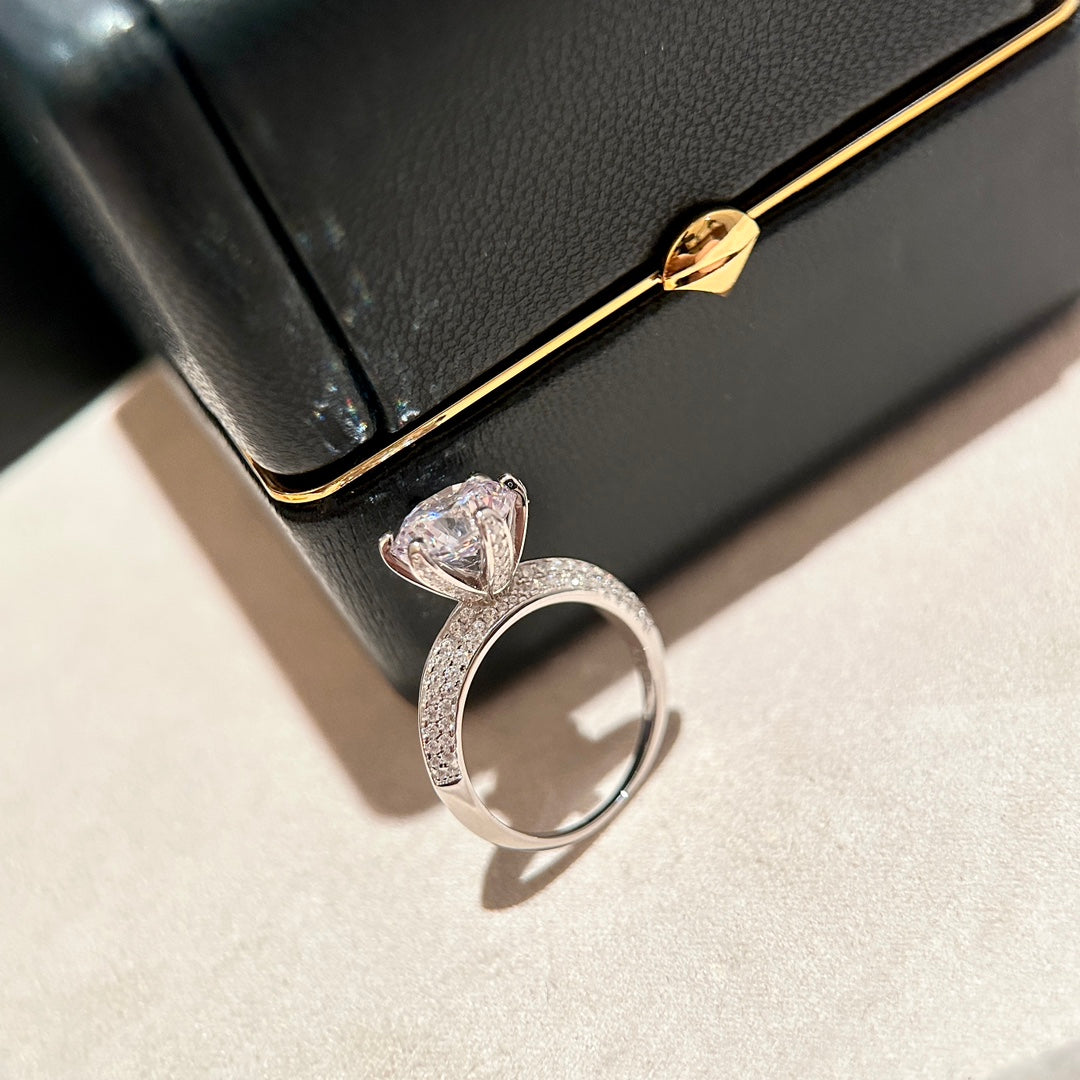 Roostick 18K T Pavé T Setting Engagement Ring