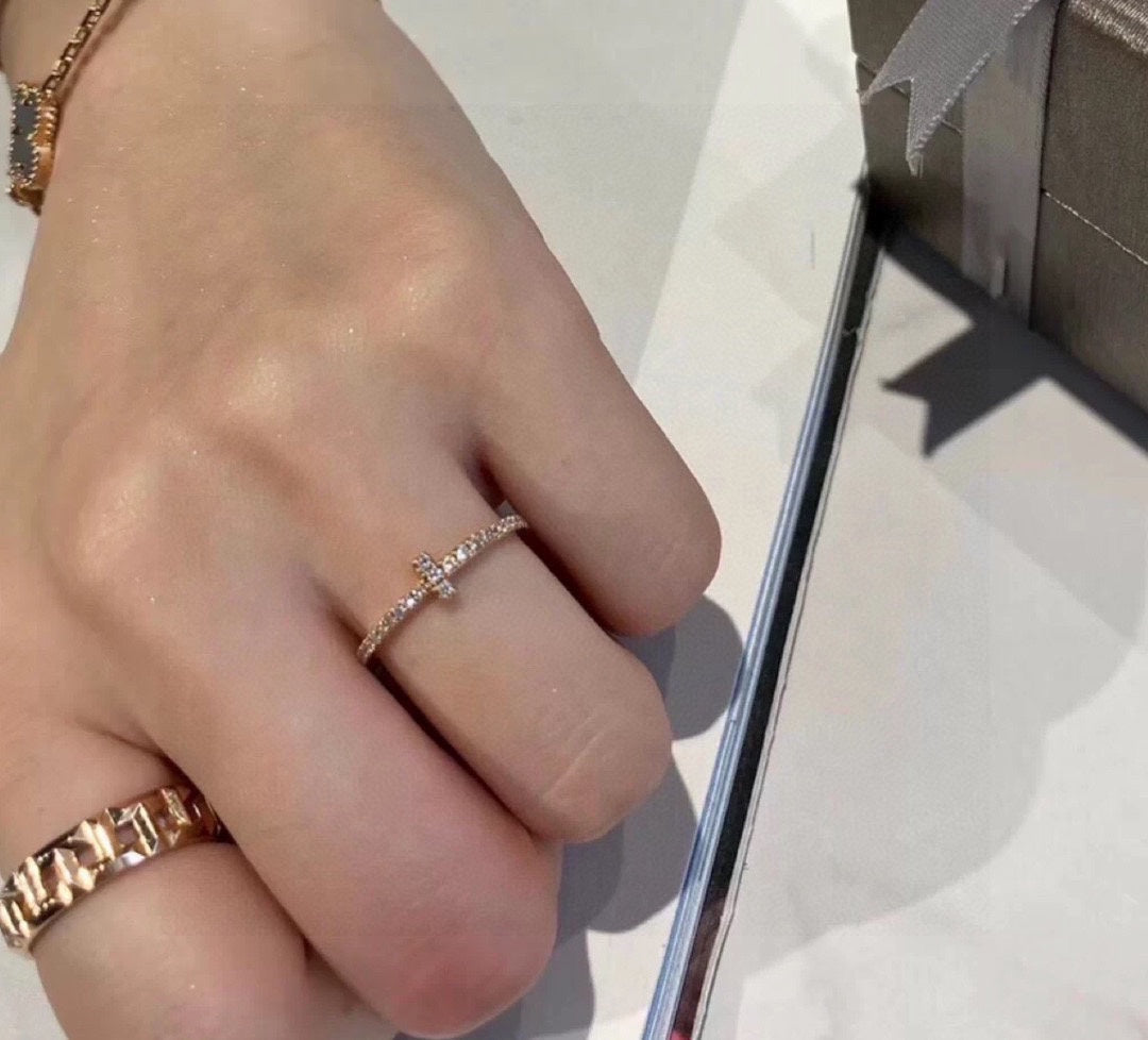 Roostick T Diamond Wire Band Ring