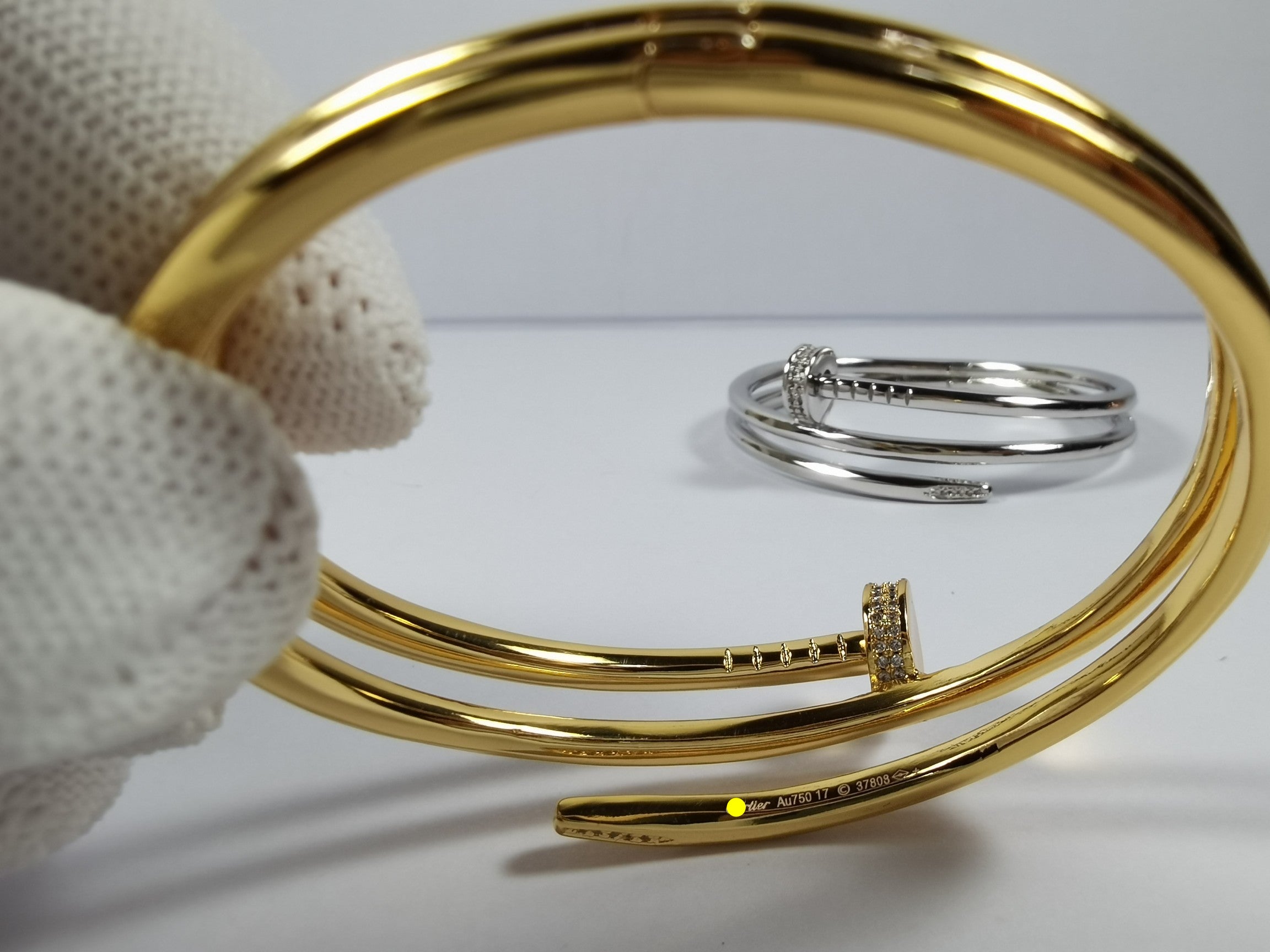 Juste Un Clou Diamond Bracelet