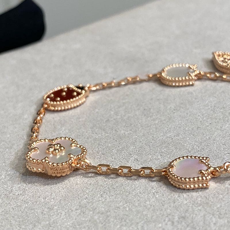 Lucky Spring Five Motifs Clover Bracelet