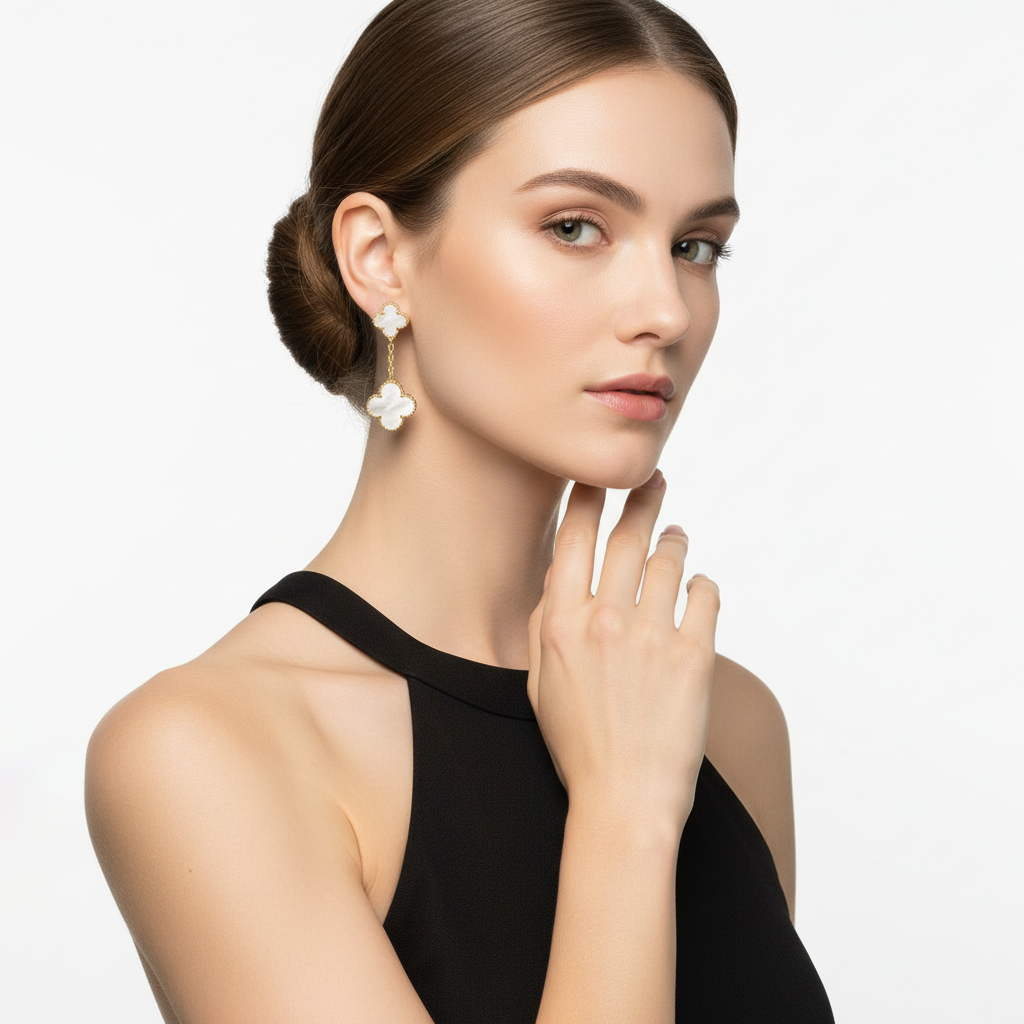 Magic Alhambra Earclips Earrings