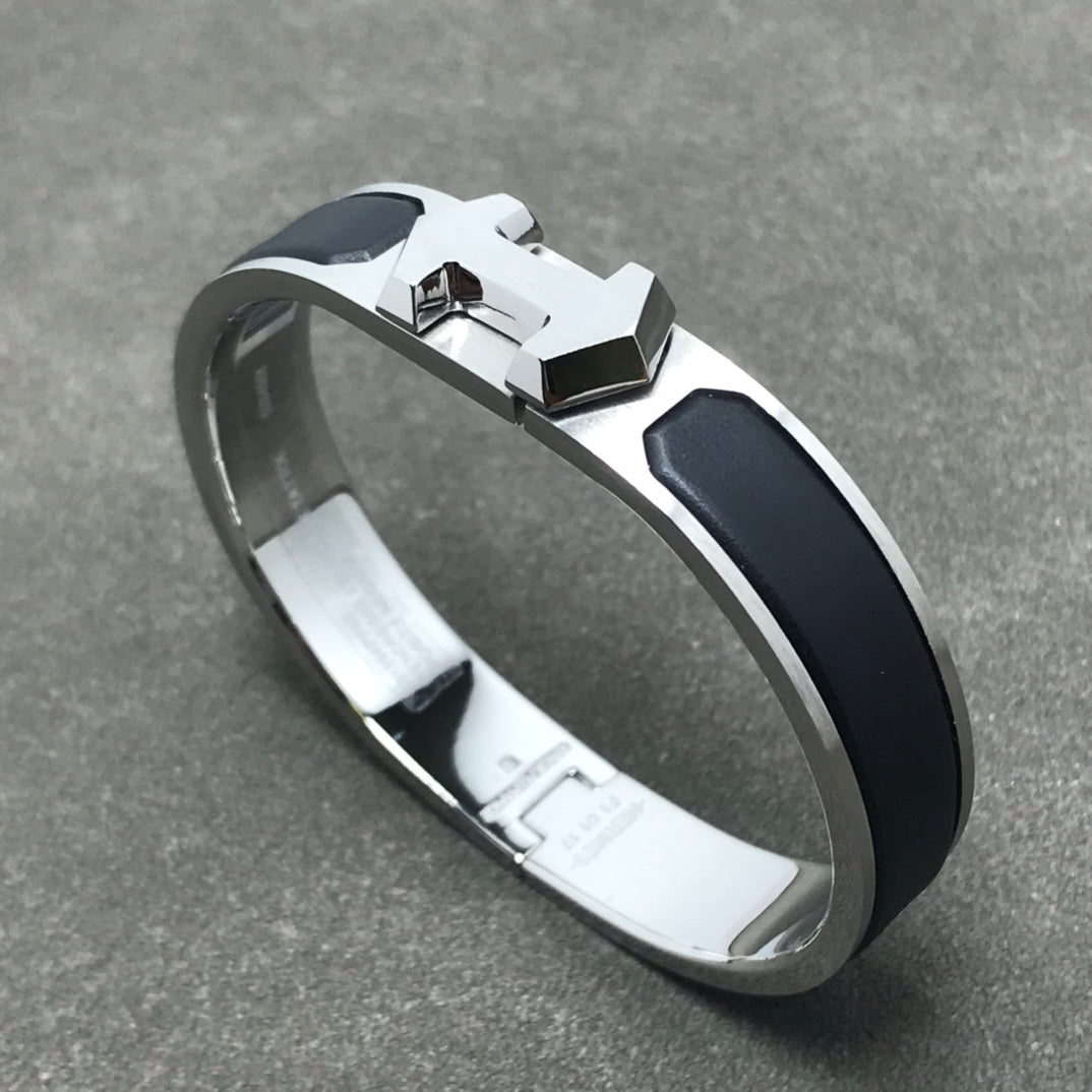 Super H Black Bracelet