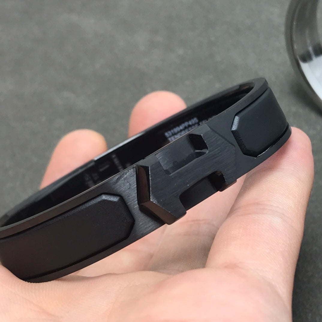 Super H Black Bracelet