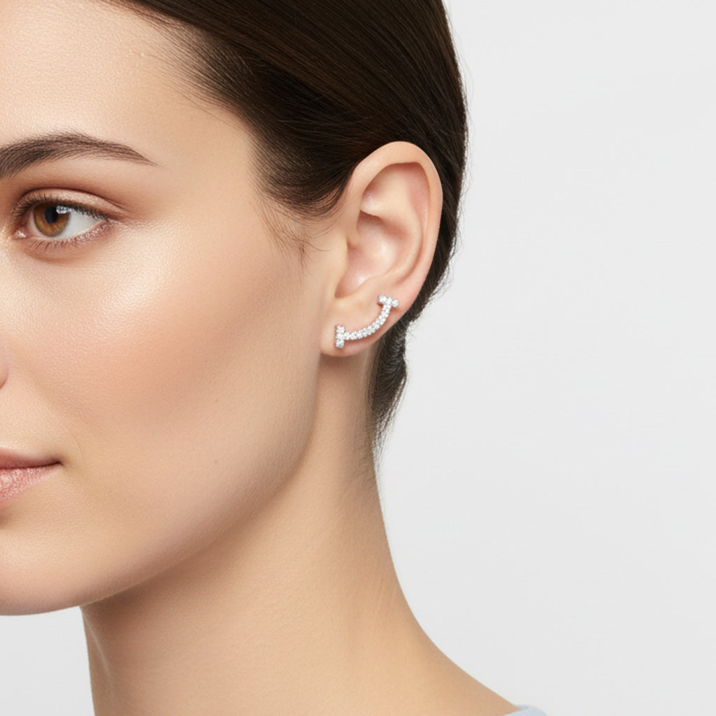 T Smile Diamond Earrings