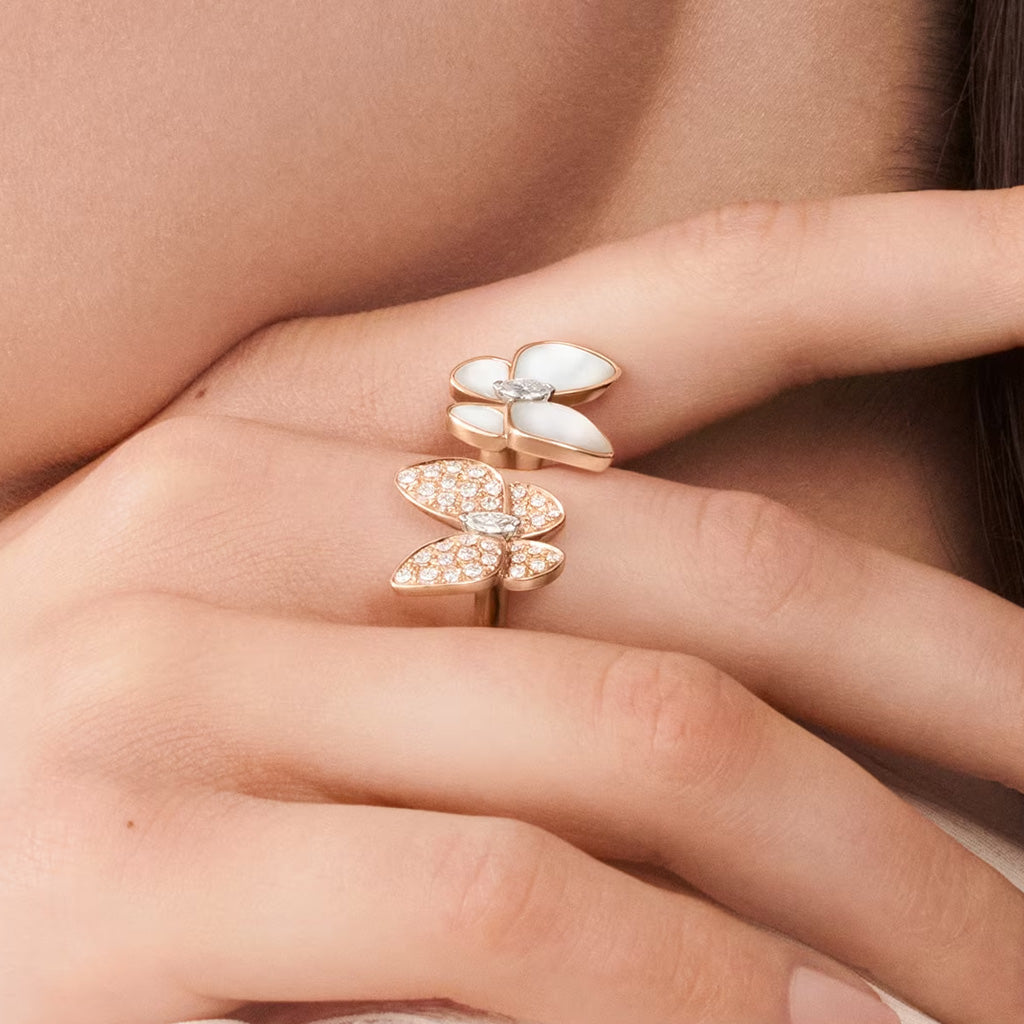 Two Butterfly Between The Finger Pearl Ring