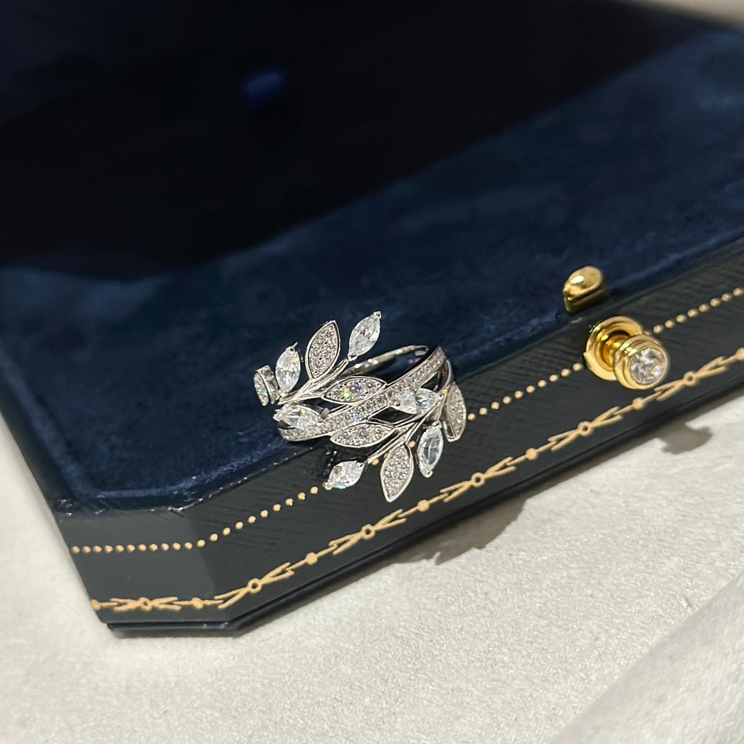 Victoria Diamond Vine Bypass Ring