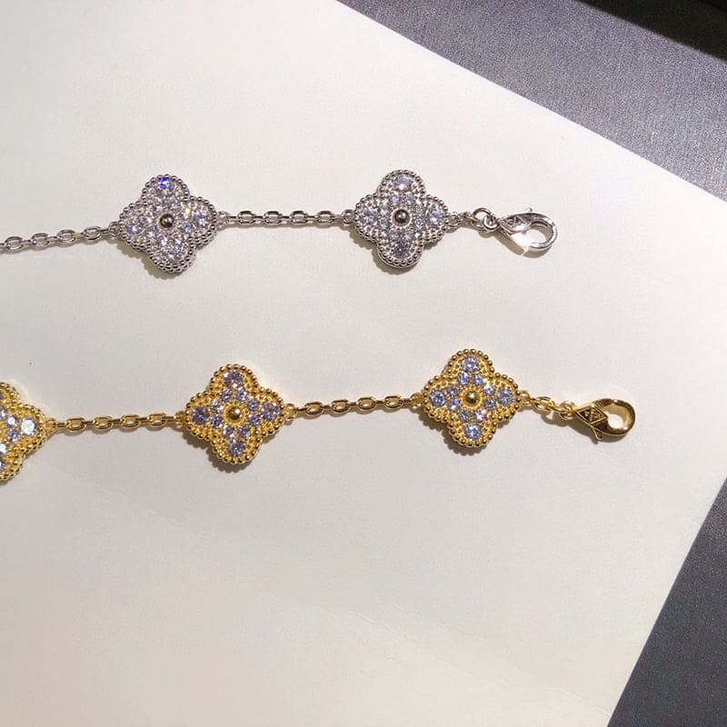 Vintage Alhambra Diamonds Clover Bracelet