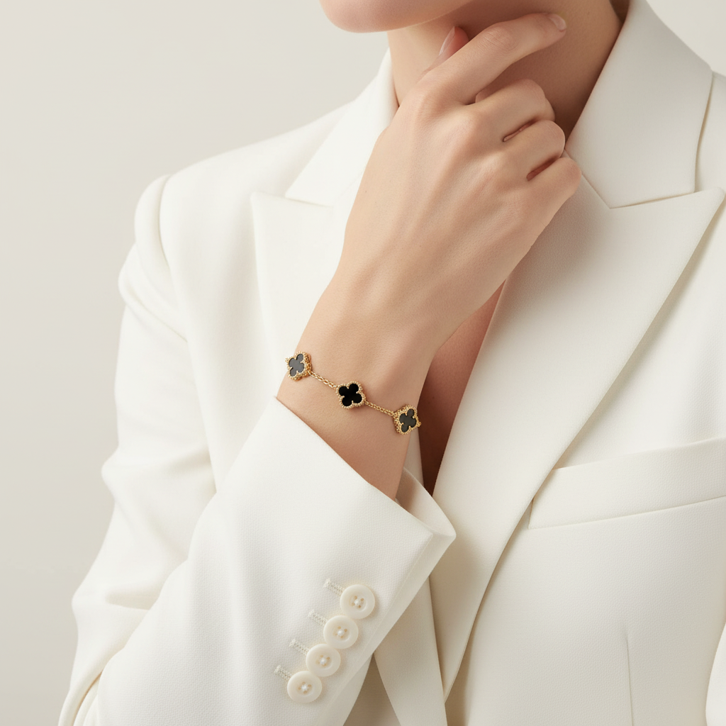 Vintage Alhambra Five Motifs Black Clover Bracelet