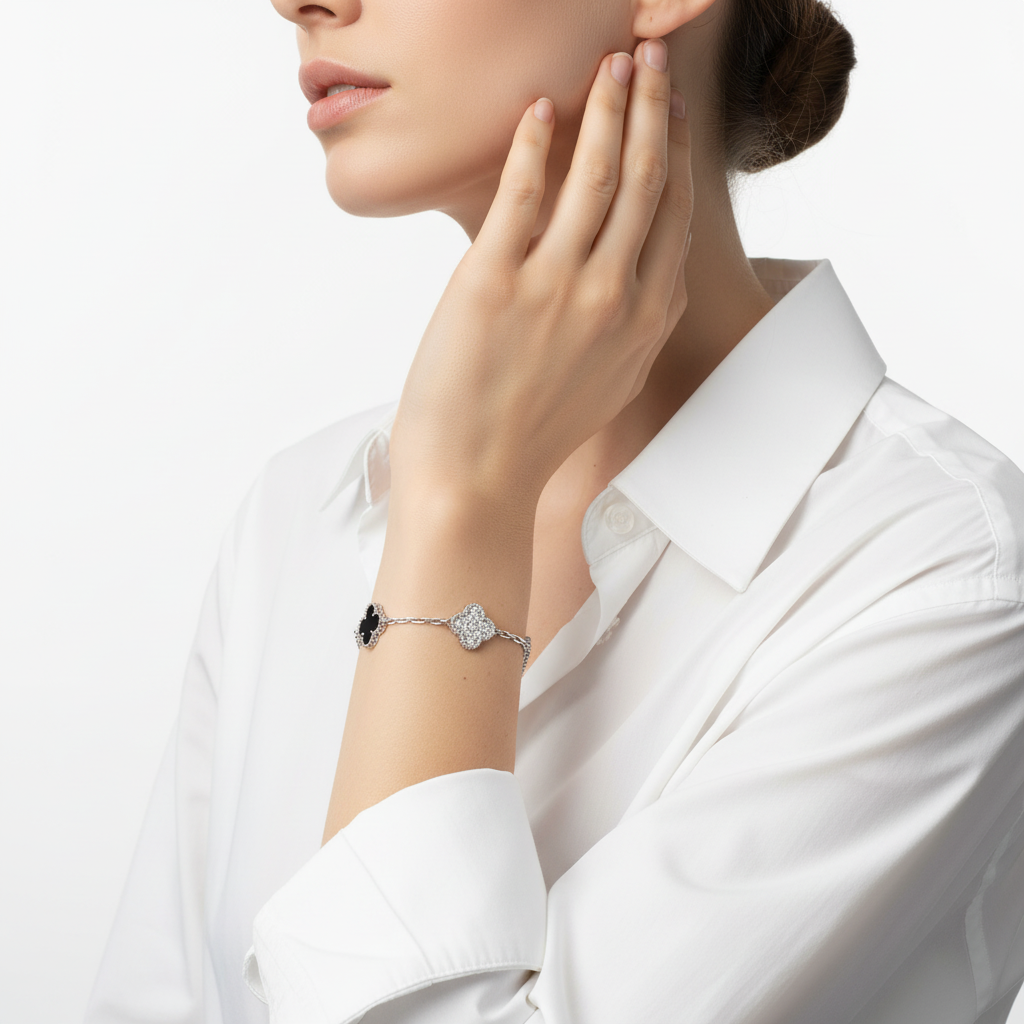 Vintage Alhambra Five Motifs Black Diamonds Clover Bracelet