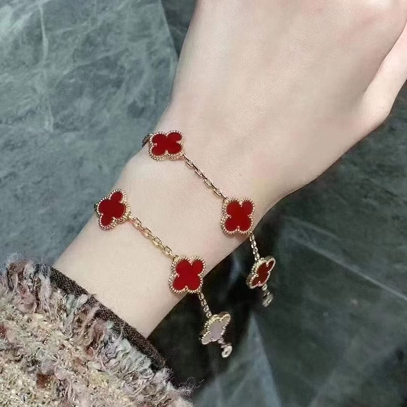 Vintage Alhambra Five Motifs Carnelian Bracelet