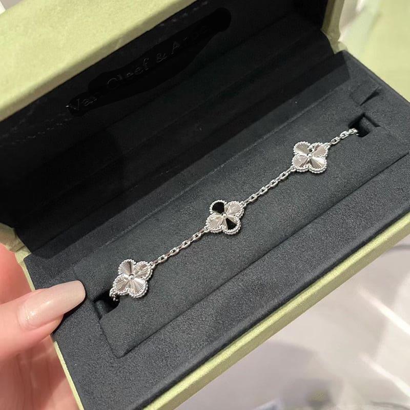 Vintage Alhambra Five Motifs Diamonds Clover Bracelet