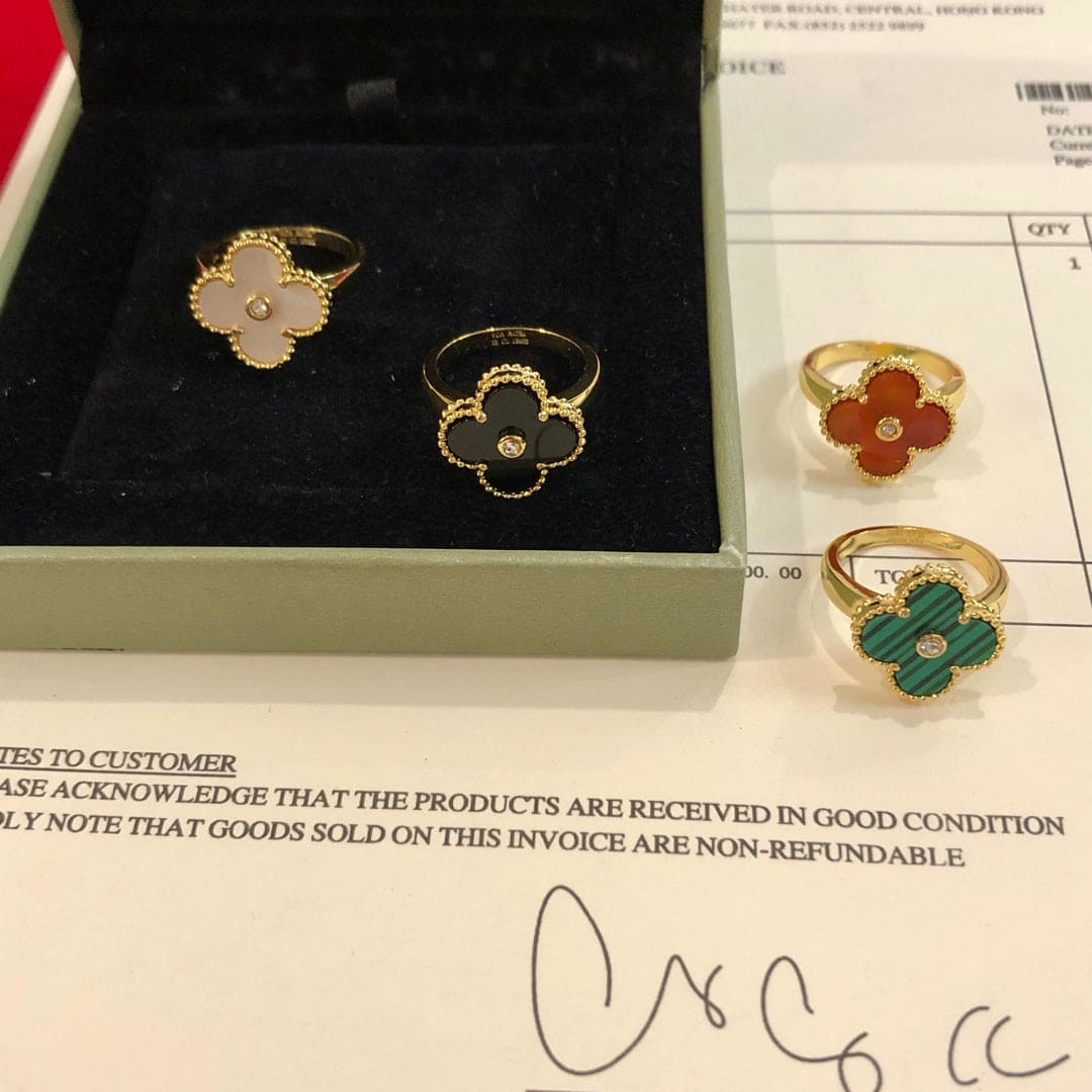 Vintage Alhambra Pearl Ring